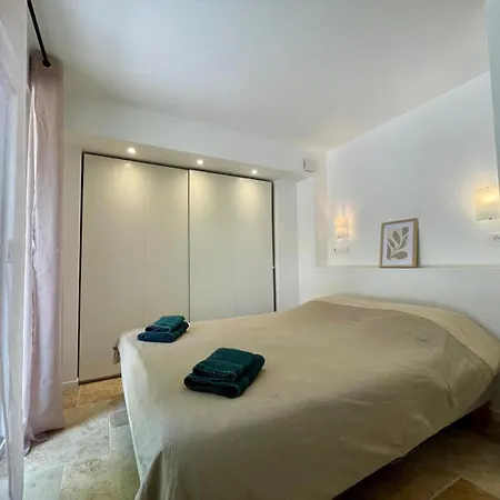 10 Couchages Avec Piscine Chauffee & Jacuzzi Avec Vue Imprenable Holiday home Meynard